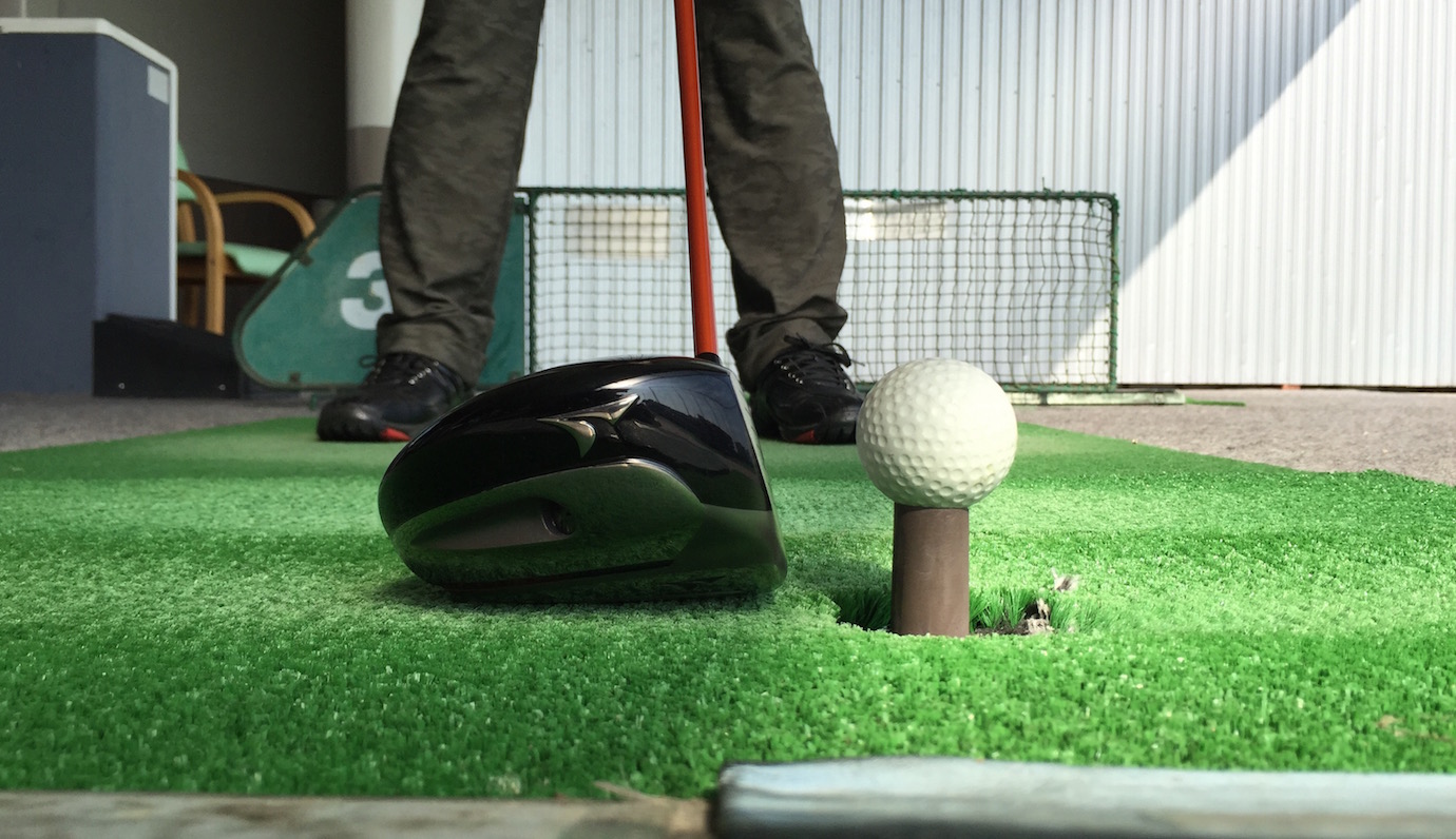 練習場ゴルフボールの弊害とは 飛ばないボールの落とし穴 ゴルファボ