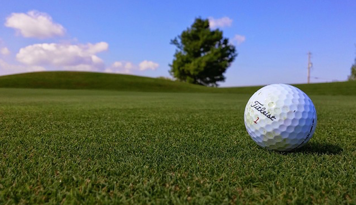 グリーン芝目の読み方と必ず守るべき４つのポイント ゴルファボ