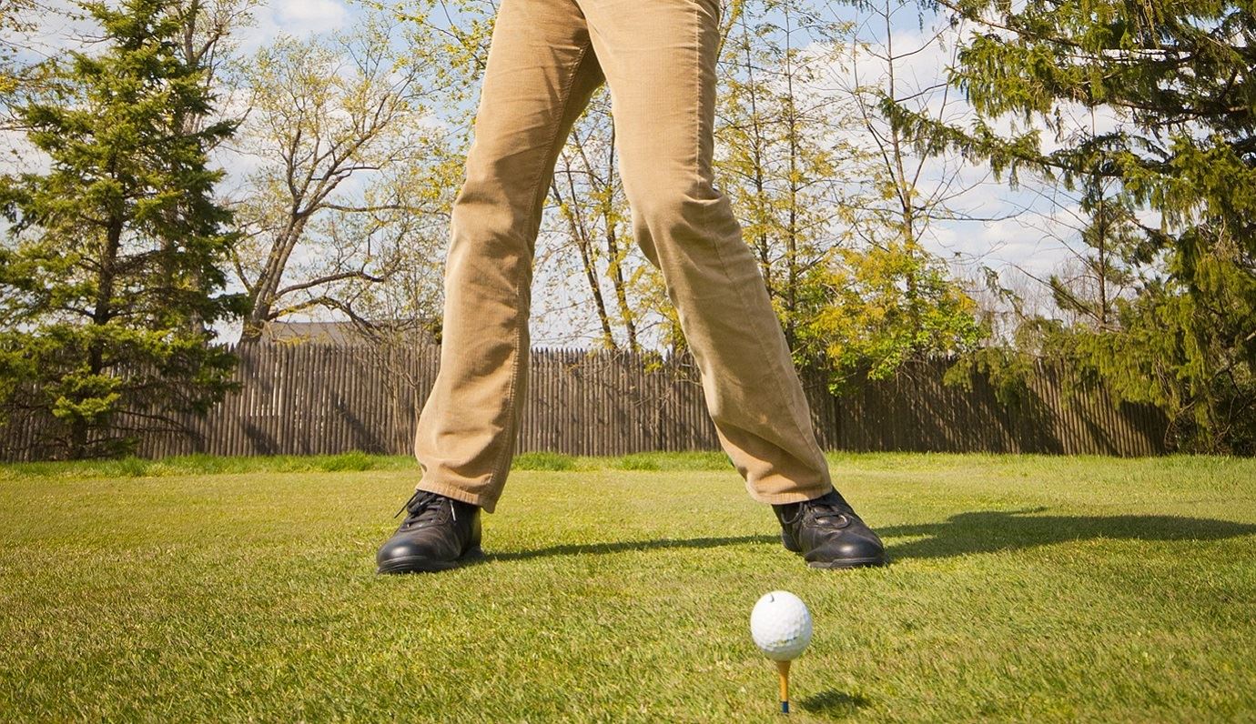 ゴルフ膝の正しい使い方 アマチュアのミスを徹底調査 ゴルファボ